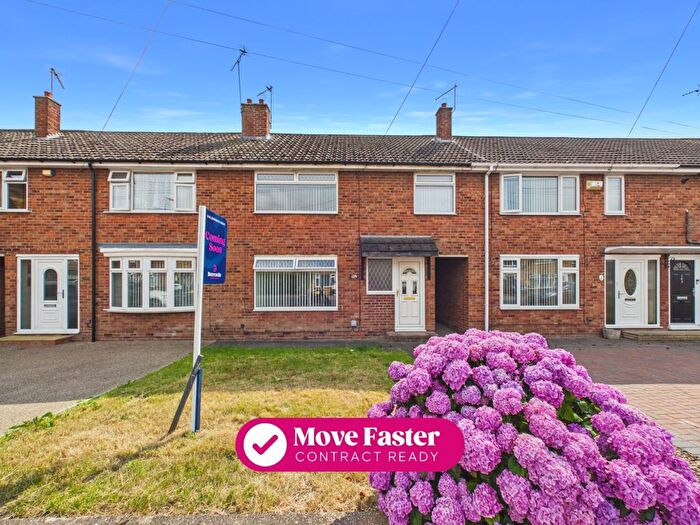 3 Bedroom Semi-detached House For Sale In Dunvegan Road, Hull, East Riding Of Yorkshire, HU8