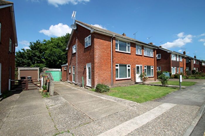 5 Bedroom Semi-detached House To Rent In College Road, Canterbury, CT1