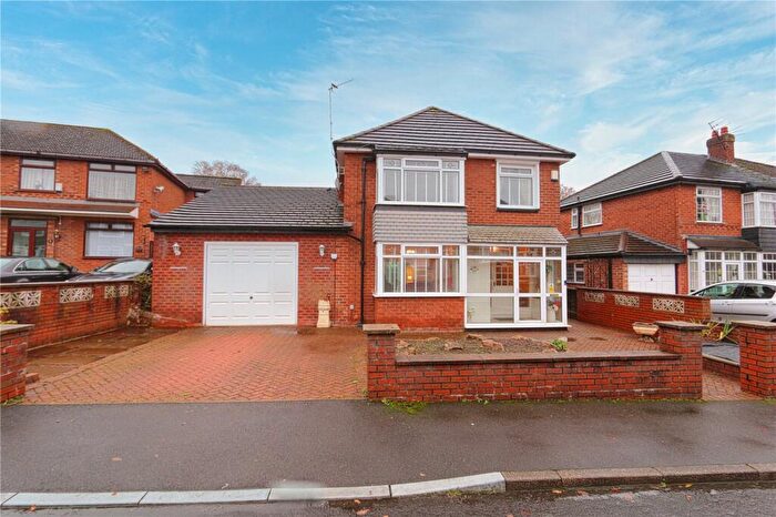 4 Bedroom Detached House For Sale In Scott Road, Denton, Manchester, Greater Manchester, M34
