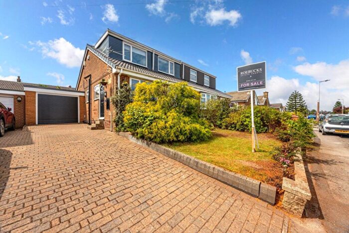 3 Bedroom Semi-Detached Bungalow For Sale In Thorne End Road, Staincross, Barnsley, S75