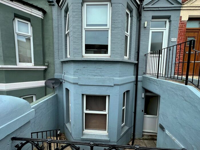 1 Bedroom Flat To Rent In Perth Road, St Leonards-On-Sea, TN37