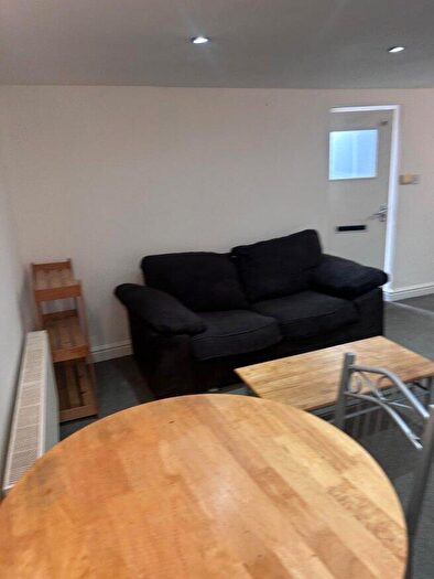 1 Bedroom Flat To Rent In Egerton Road, M14