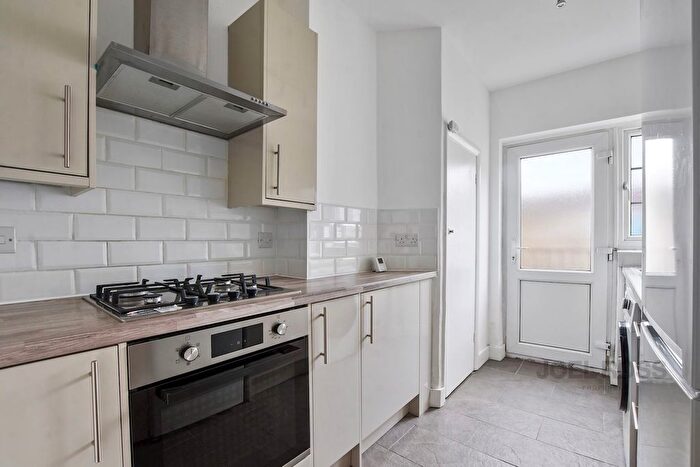 2 Bedroom Flat To Rent In Ealing Road, Wembley, HA0