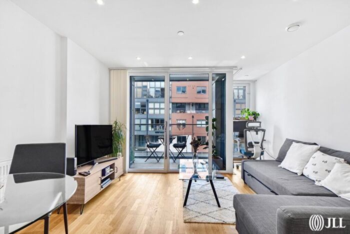 1 Bedroom Flat To Rent In Birkdale House, St. Annes Street, E14