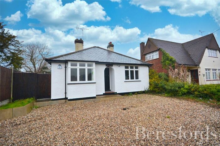 3 Bedroom Bungalow To Rent In Lordship Road, Writtle, CM1