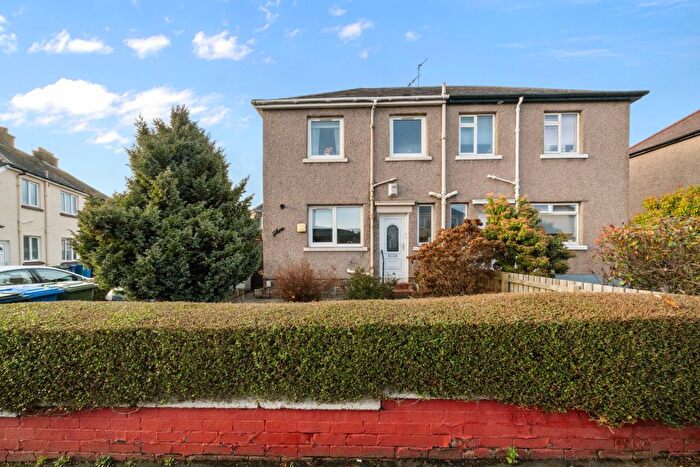 3 Bedroom Semi-Detached House For Sale In Garrowhill Drive, G69