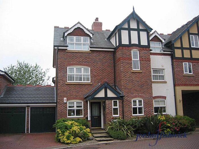 2 Bedroom Apartment To Rent In Arderne Place, Alderley Edge, SK9