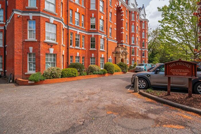2 Bedroom Flat To Rent In East Heath Road, London, NW3