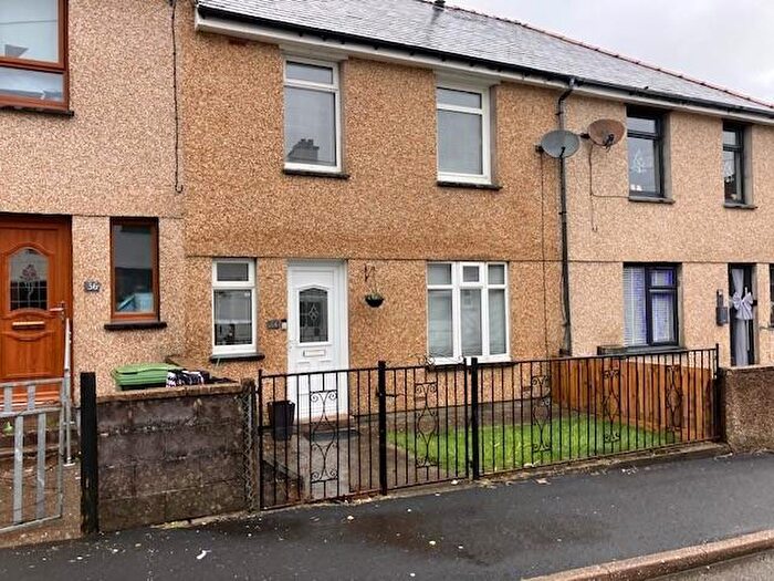 3 Bedroom Terraced House For Sale In Fron Fawr, Blaenau Ffestiniog, LL41
