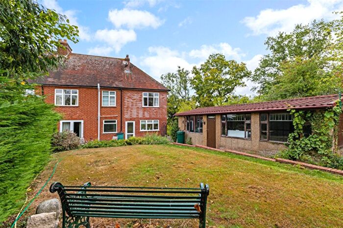 4 Bedroom Semi-detached House For Sale In The Haven, Old Basing, RG24