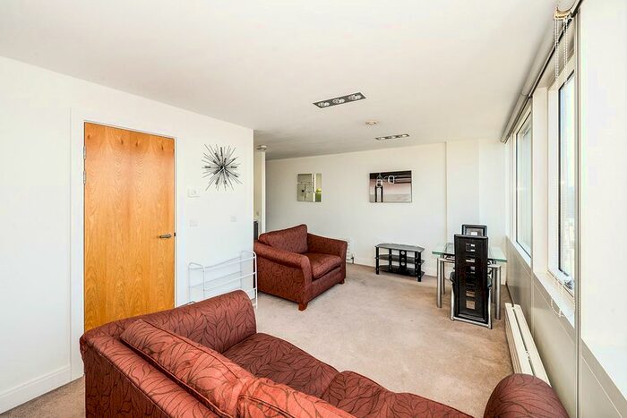 Studio To Rent In Strand Street, Liverpool, L1