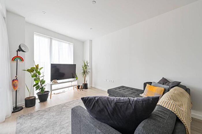 1 Bedroom Flat For Sale In Galyon Point, Royal Docks, London, E16
