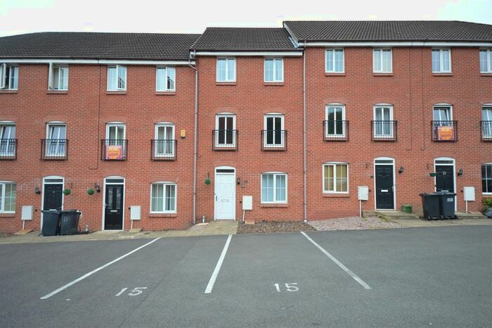 5 Bedroom Property To Rent In Chervil Close, Clayton, Newcastle-Under-Lyme ST5