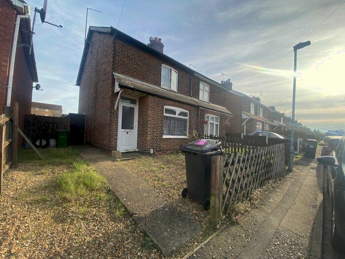 3 Bedroom Semi-Detached House To Rent In Wootton Avenue, Peterborough, PE2
