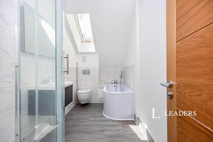 1 Bedroom Flat To Rent In Burrows Lane, Gomshall, GU5