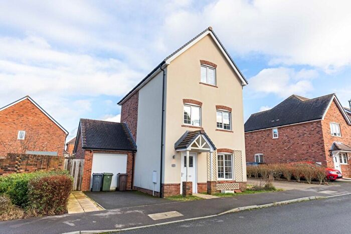 3 Bedroom Detached House To Rent In Fuller Way, Andover, SP11