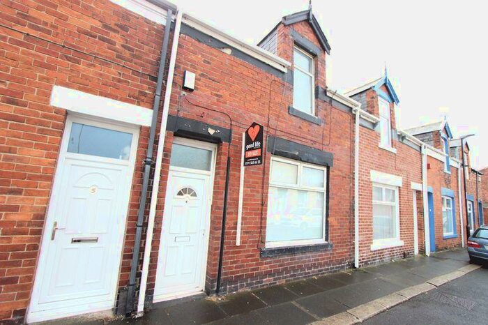 2 Bedroom Terraced House To Rent In Royle Street, Grangetown, Sunderland, SR2