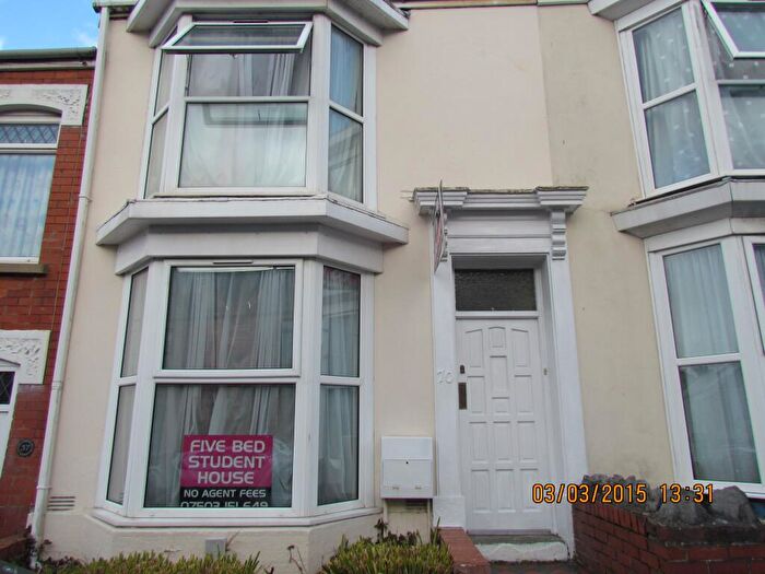 2 Bedroom House To Rent In Alexandra Terrace, Brynmill, Swansea, SA2