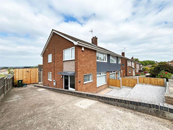 3 Bedroom Semi-Detached House To Rent In Wilson Close, Arnold, Nottingham, NG5