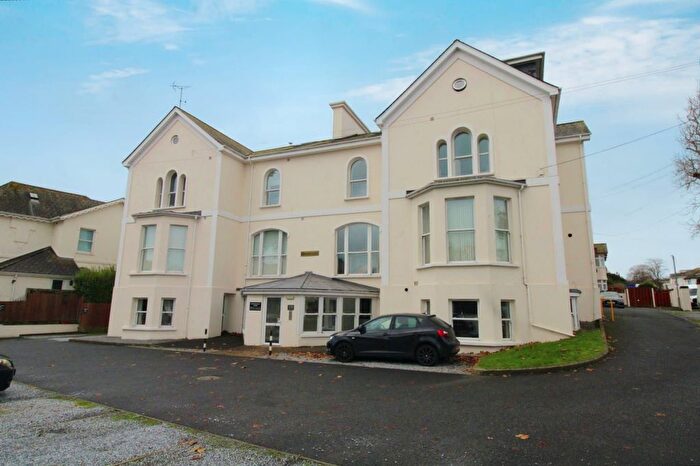 2 Bedroom Flat For Sale In Dartmouth Rd, Paignton, TQ4
