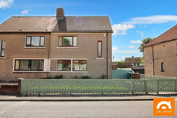 3 Bedroom Semi-Detached House For Sale In Robertson Avenue, Leven, KY8