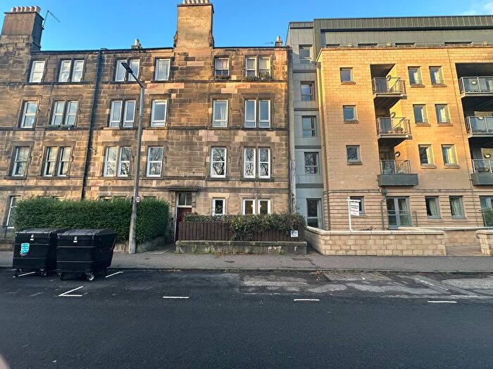 2 Bedroom Flat To Rent In Balcarres Street, Morningside, Edinburgh, EH10