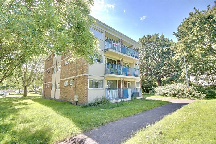 1 Bedroom Flat To Rent In Longfield Avenue, Fareham, PO14