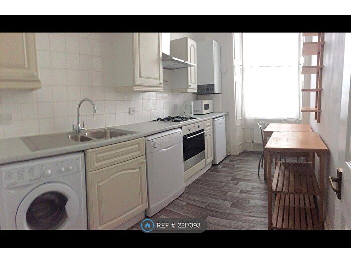 1 Bedroom Flat To Rent In Park Place, Bristol, BS8