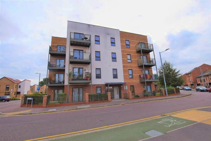 1 Bedroom Flat To Rent In Ager Avenue, Dagenham, RM8