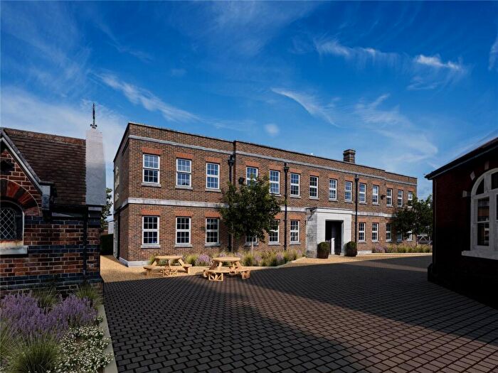 1 Bedroom Apartment For Sale In Haslar Road, Gosport, Hampshire, PO12