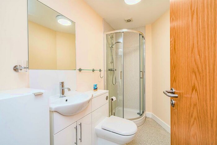 2 Bedroom Apartment To Rent In Castle Court, Dudley, DY2