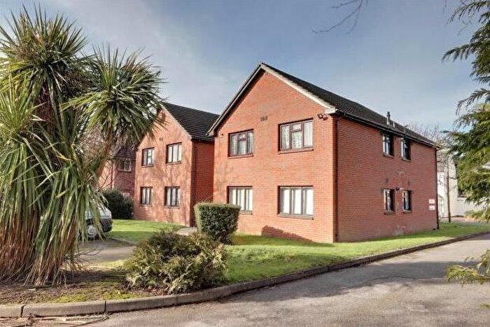 1 Bedroom Flat To Rent In Nutfield Court, Camberley, GU15