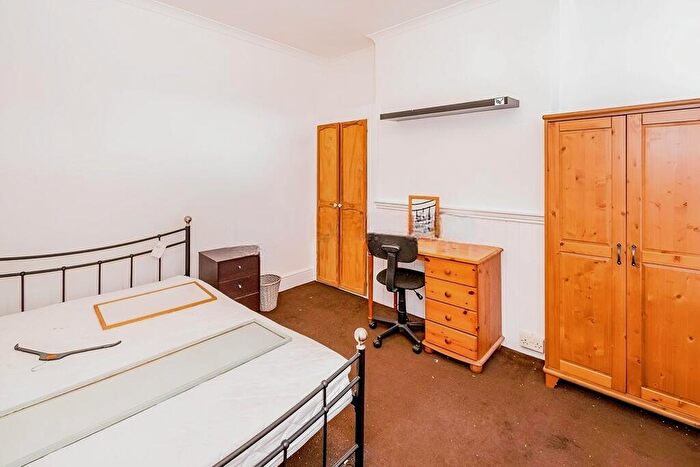 3 Bedroom Terraced House To Rent In Manners Road, Southsea, PO4