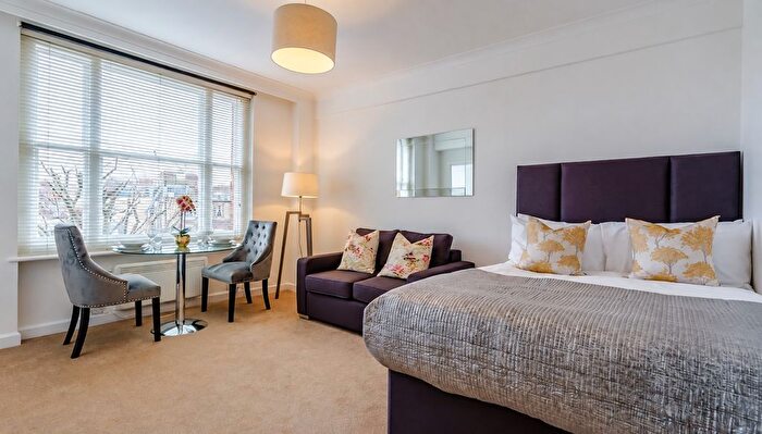Studio To Rent In Hill Street, London, W1J