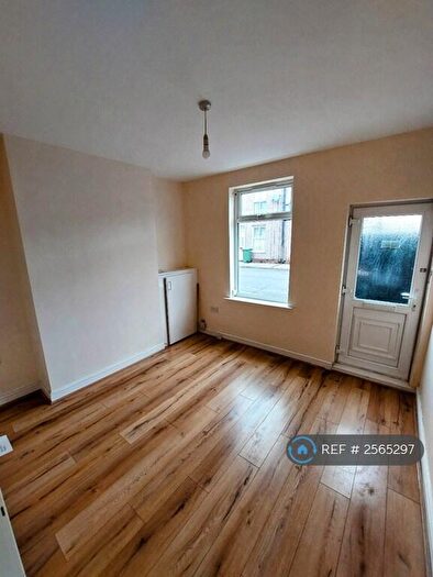 2 Bedroom Terraced House To Rent In Ripon Street, Grimsby, DN31