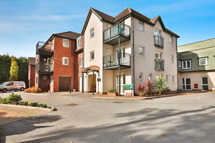 1 Bedroom Retirement Property For Sale In Ringwood Road, Ferndown, BH22