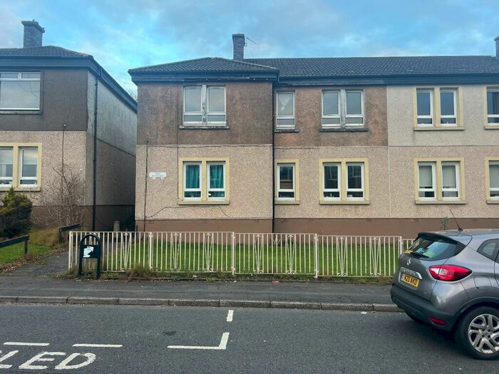2 Bedroom Flat To Rent In Queen Victoria Street, Airdrie, North Lanarkshire, ML6