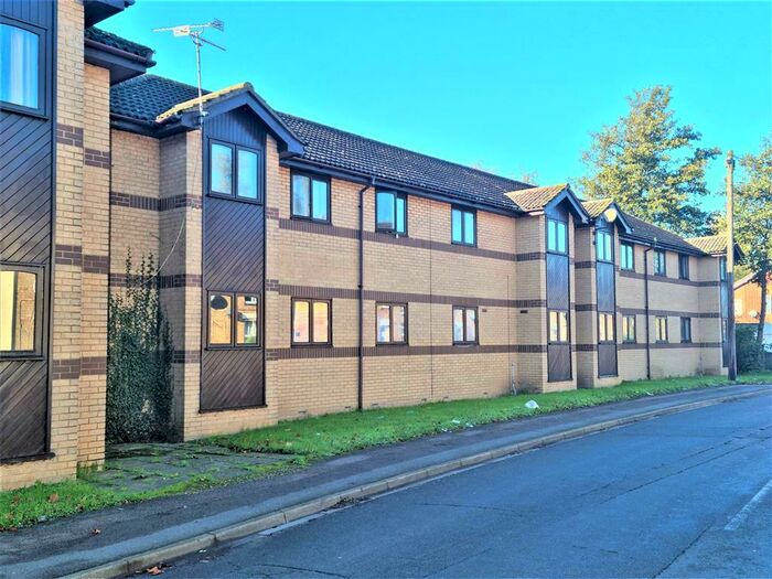 1 Bedroom Flat To Rent In Gordon Court, Wisbech, PE13