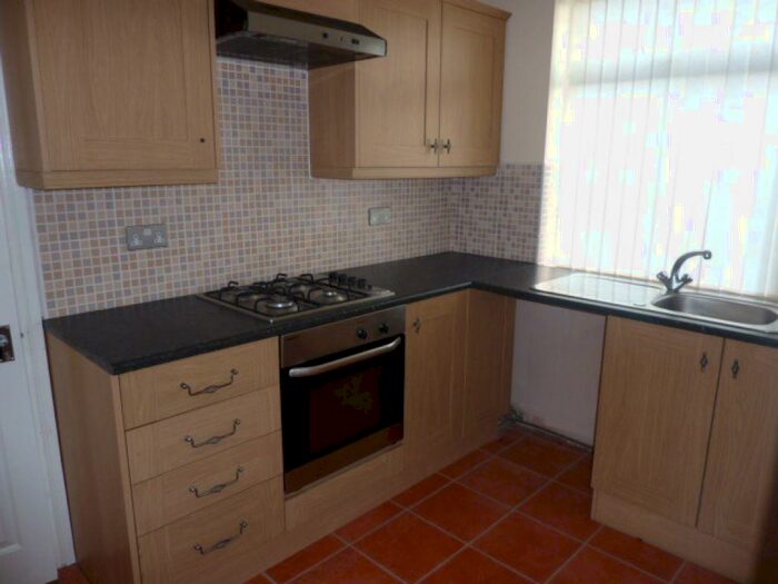 2 Bedroom Flat To Rent In Marondale Avenue, Walkerdene, NE6