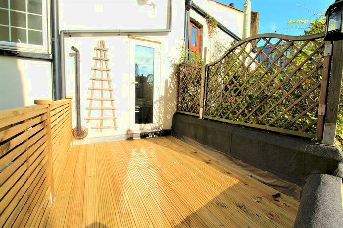 3 Bedroom House To Rent In Strath Terrace, SW11