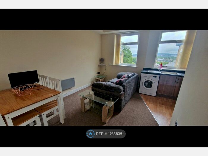 1 Bedroom Flat To Rent In Manchester Road, Burnley, BB11