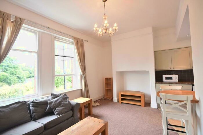 3 Bedroom Maisonette To Rent In Churchill Gardens, Jesmond, NE2