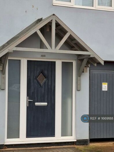 3 Bedroom Terraced House To Rent In Collenswood Road, Stevenage, SG2