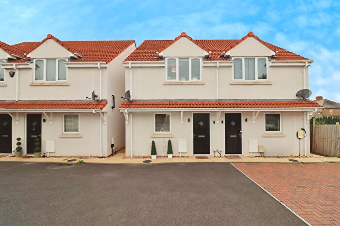 2 Bedroom Semi-Detached House For Sale In Blackhorse Road, Mangotsfield, Bristol, BS16