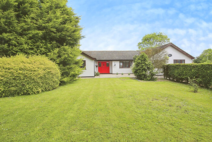 6 Bedroom Detached Bungalow For Sale In Marsh Road, Gedney Drove End, Spalding, PE12