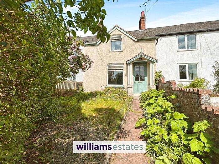 2 Bedroom Terraced House For Sale In Llanbedr Dyffryn Clwyd, Ruthin, LL15