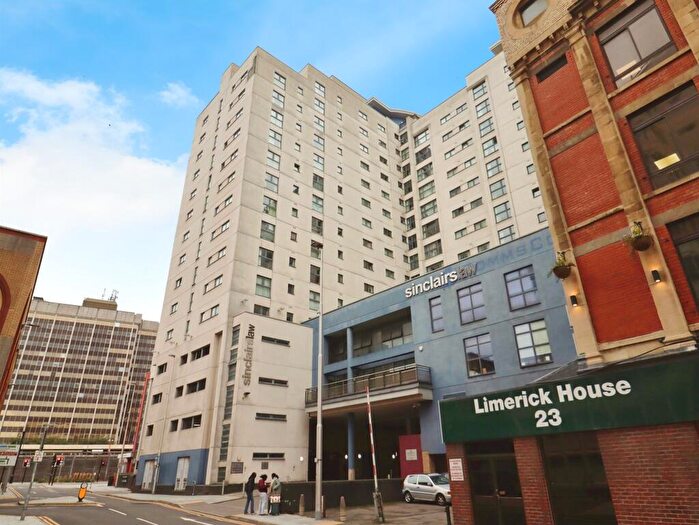 2 Bedroom Flat For Sale In Landmark Place, Cardiff, CF10
