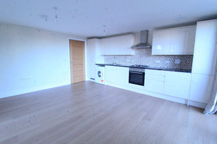 2 Bedroom Flat To Rent In Charter House, High Road, IG1