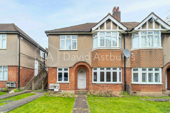 2 Bedroom Apartment To Rent In Palmerston Road, Bounds Green, London, N22