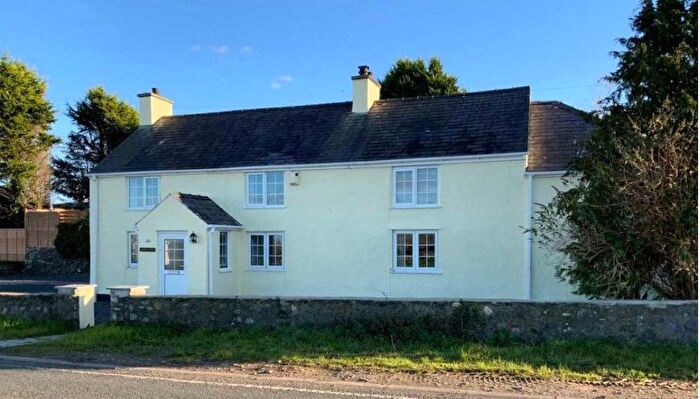 4 Bedroom Cottage For Sale In Capel Mawr, Llangristiolus, Bodorgan, Anglesey, LL62